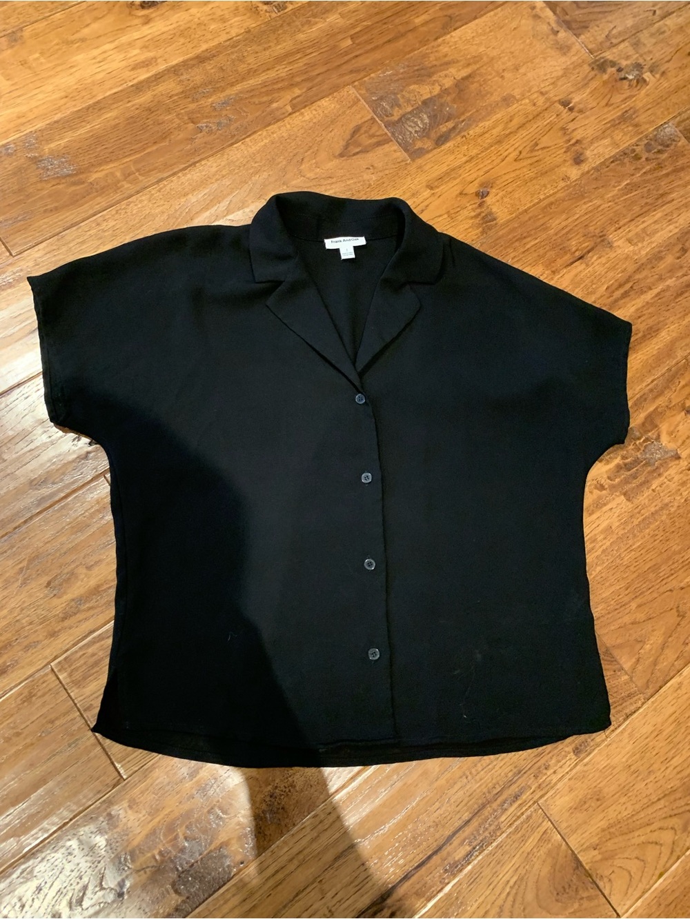 Frank & Oak Black Short-Sleeve Button-Down Top
